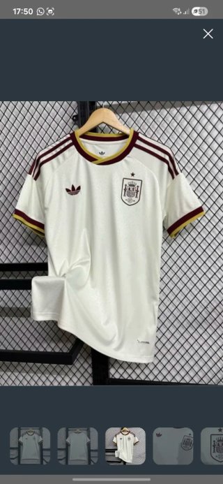 Equipación España  Niño y Adulto
