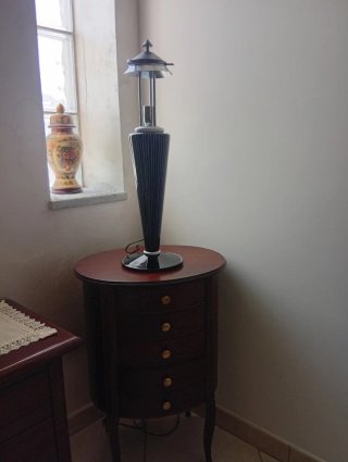 Lampada  Leucos design nero e bianco