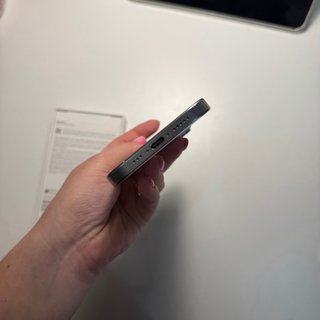iPhone 16 Pro 256GB Negro - Pantalla Dañada