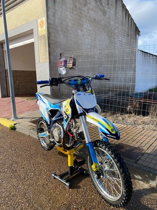 Pit Bike Dorado 125cc Motor Recién Hecho
