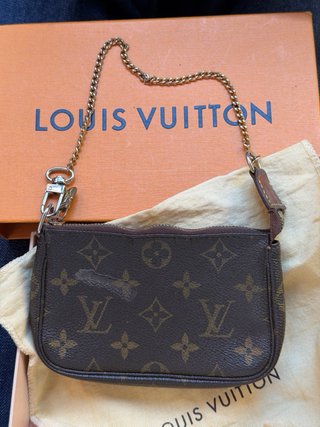 Louis Vuitton Mini Pochette Accessoires Monogram