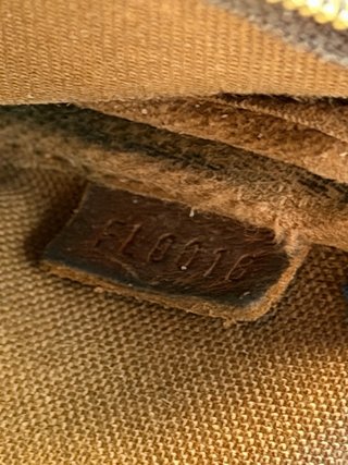 Louis Vuitton Mini Pochette Accessoires Monogram