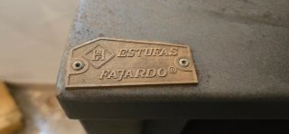 Estufa de leña metálica poco uso