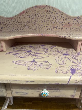 Tocador vintage madera floral