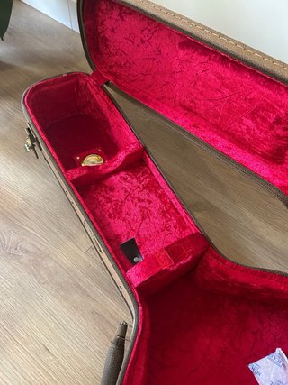 Estuche Guitarra Marrón Vintage