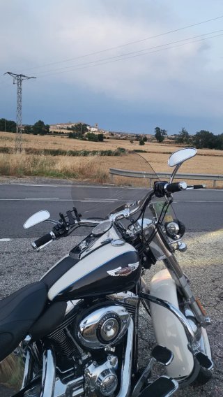 Harley Davidson Softail Deluxe 23.000 km