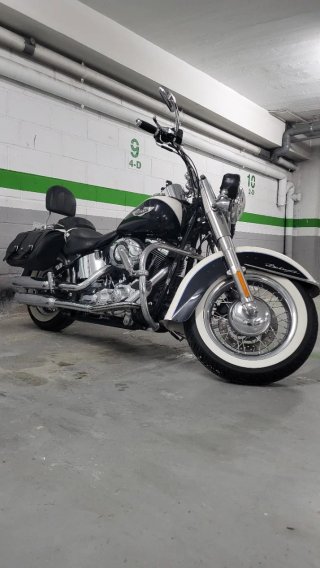 Harley Davidson Softail Deluxe 23.000 km