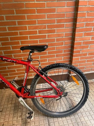 Bicicleta B-Pro Blaster Roja