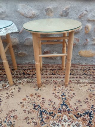 2 Mesitas redondas madera y cristal