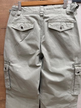 Pantalon cargo verde Bershka Talla 36 Sin Estrenar