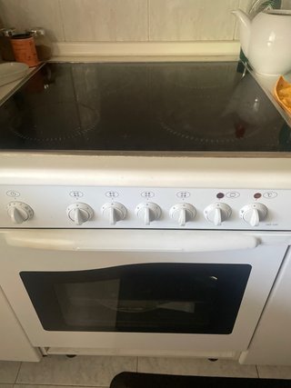 Horno Edesa + Placa Vitrocerámica