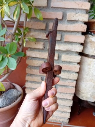 Bigornia antigua de forja