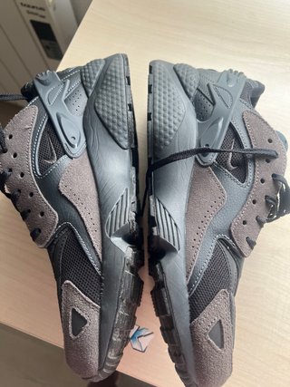 Zapatillas Nike Negras y Marrones