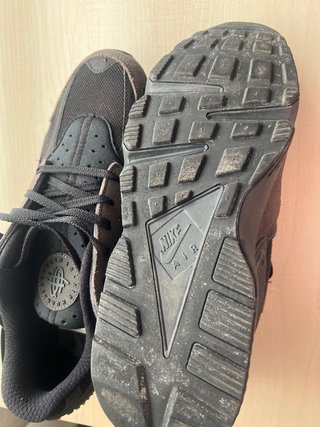 Zapatillas Nike Negras y Marrones