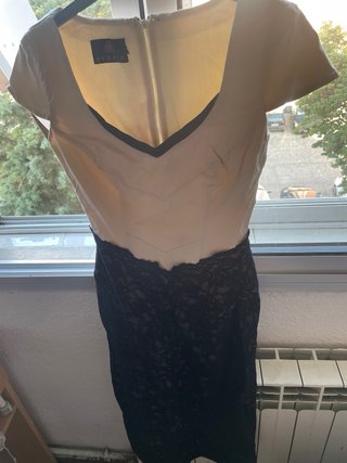 Vestido fiesta beige y negro Hybrid