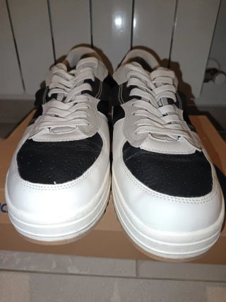 Sneakers Bershka uomo nere e bianche