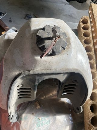 Depósito Suzuki DR 650
