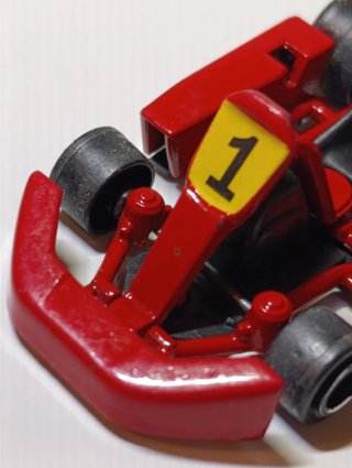 KART 1/25 MAJORETTE