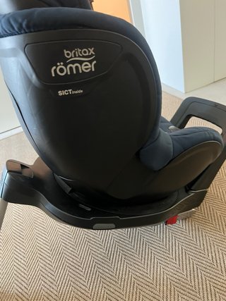 Silla de coche Romer giratoria, en perfecto estado