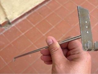 Gancho expositor 35cm metal sin usar. Tengo 45
