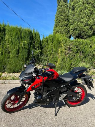 Suzuki GSX-S 125 Roja