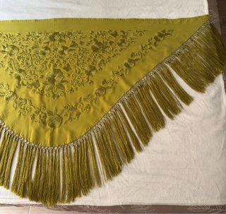 Mantoncillo de Flamenca Verde