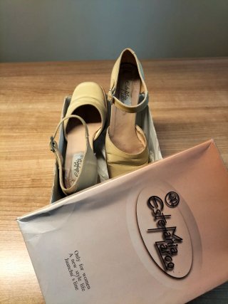 Zapatos de vestir tacón raso beige T38