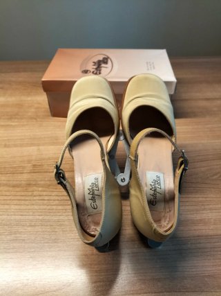 Zapatos de vestir tacón raso beige T38