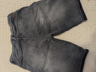 Pantalón corto vaquero gris talla 16