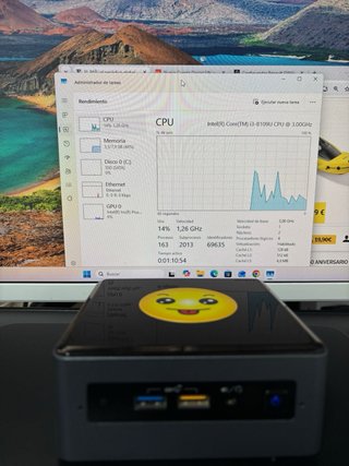 Intel NUC i3 8th Gen - 8GB RAM