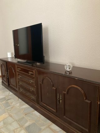 REGALO Mueble de salón clásico