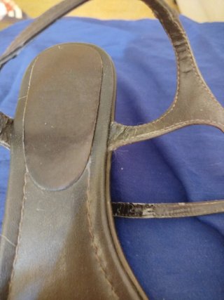 Sandalias de piel marrón cuña T40