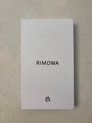 Cover Rimowa per iPhone 15