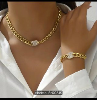 Conjunto Collar y Pulsera Dorado con Circonitas