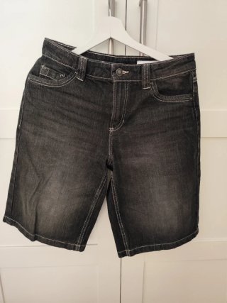 Lote Ropa Chico Talla XS-S total + de 25 prendas.