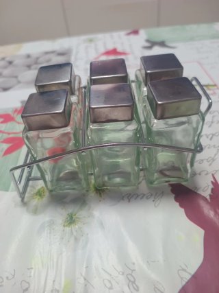 Juego de tazas, vasos, platos y especieros