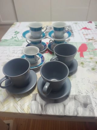 Juego de tazas, vasos, platos y especieros