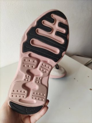 Zapatillas Adidas Beige y Rosa
