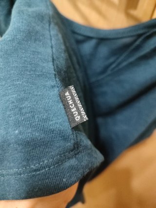 Maglietta a spalla blu per escursionismo