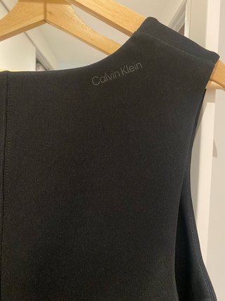 Top Calvin Klein Negro Sin Mangas