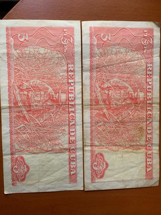 4 billetes y más de 10 monedas antiguas originales