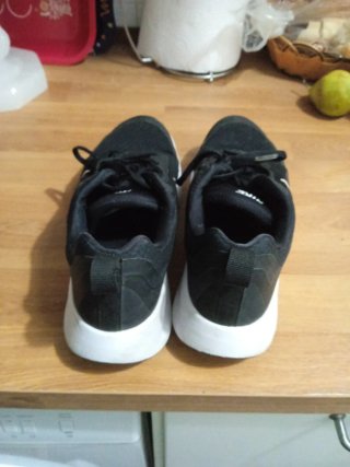 Tenis Nike Negros y Blancos