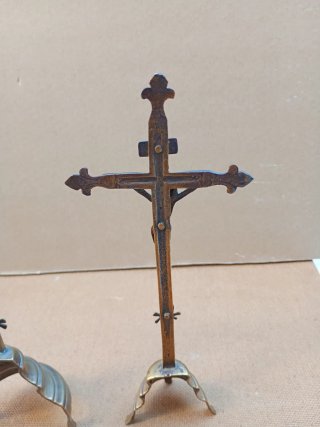 Crucifijo de altar de bronce siglo XIX cruz inri