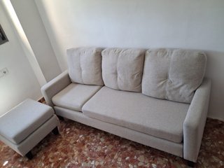 Sofá Chaiselongue Beige. Sofa L. Sillon.