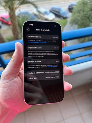 iPhone 15 Plus - 93% Batería