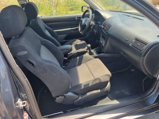 Volkswagen Golf 2002