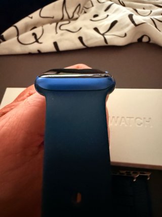 Apple Watch Series 7 45mm + 6 Correas