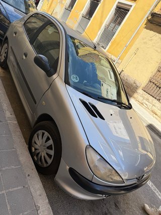 Puegeot 206 2002