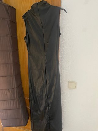 Vestido negro PrettyLittleThing talla única