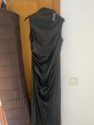 Vestido negro PrettyLittleThing talla única